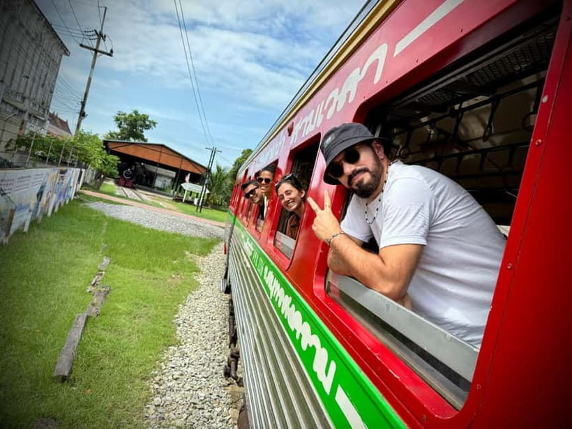 Bangkok: Floating Market and Train Market Experience - Value at Around $25: Why This Costs Less Than It Feels Like