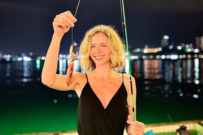Exclusive Squid Fishing on Chic Floating Café from Pattaya - Practical price value: why $19.04 can work (and when it might not)
