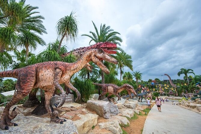 Nong Nooch Tropical Garden Ticket in Pattaya - Food and lunch options: plan for hydration and timing