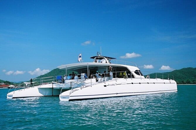 Pattaya: 3 Islands one day trip on Catamaran with Lunch - The catamaran experience: comfortable, not packed