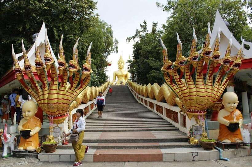 Pattaya: Buddha, Floating Market, Gems Museum Tour & Lunch - Bali Hai Pier: the photo stop that actually sets the mood