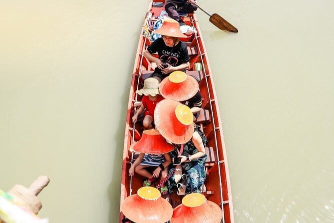 Pattaya Discovery Tour with Floating Market - Pattaya Floating Market: more than a quick photo
