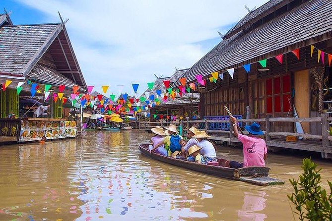 Pattaya Floating Market with Return Transfer - Weather and timing: the two things that can change your day