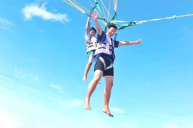Pattaya: Parasailing Experience - The Parasail Flight: Harness Up, Then Enjoy the 360
