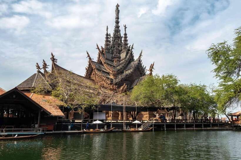 Pattaya: The Sanctuary of Truth Entry Ticket with Transfer - Getting there from Pattaya: roundtrip transfer and timing reality