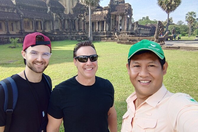 Pattaya to Angkor Wat 2 days 1 night Private tour - Angkor Thom South Gate and Bayon: the stone wall drama