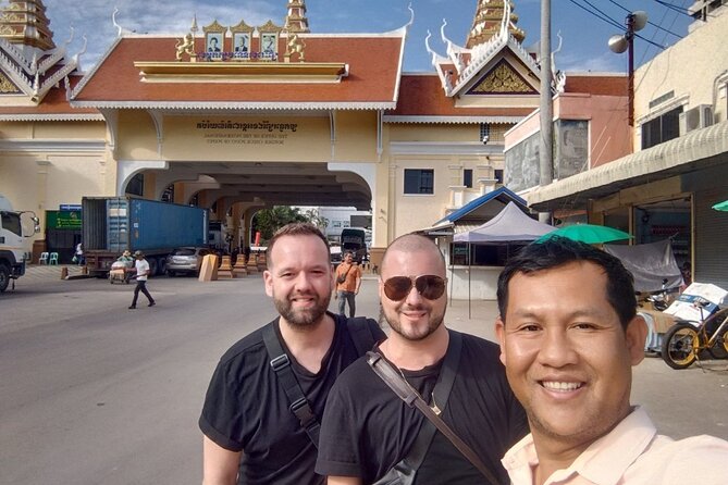 Pattaya to Angkor Wat 2 days 1 night Private tour - Poipet border crossing and the Cambodia visa timing