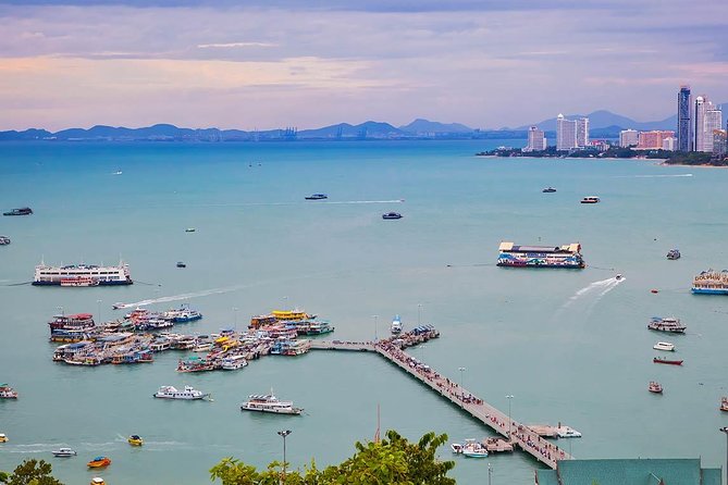 Pattaya Viewpoint, Big Buddha & Floating Market with Lunch - Floating Market Lunch Included: Shopping, Food, and a Watery Break