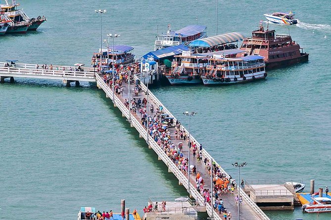Pattaya Viewpoint, Big Buddha & Floating Market with Lunch - Gems Gallery Pattaya: A Short Indoor Simulation Break
