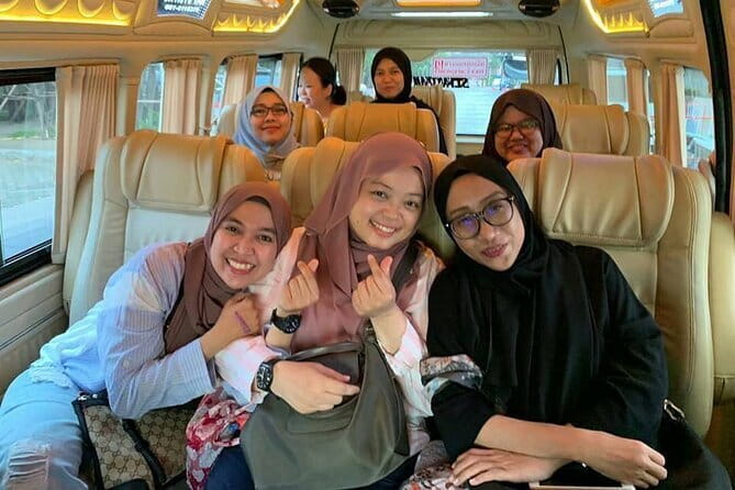 Private Transfer from Pattaya to Don Mueang/Suvarnabhumi Airport - Door-to-door from Pattaya: pickup and airport drop-off