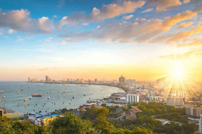 Private Transfer from Pattaya to Don Mueang/Suvarnabhumi Airport - What’s included vs not: you’ll plan your own timing and food